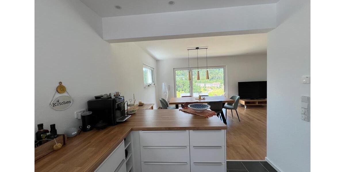 Einfamilienhaus Nordrach - 5 Zimmer, 170 m&sup2;, 2.200&euro; | Angebot:26025761