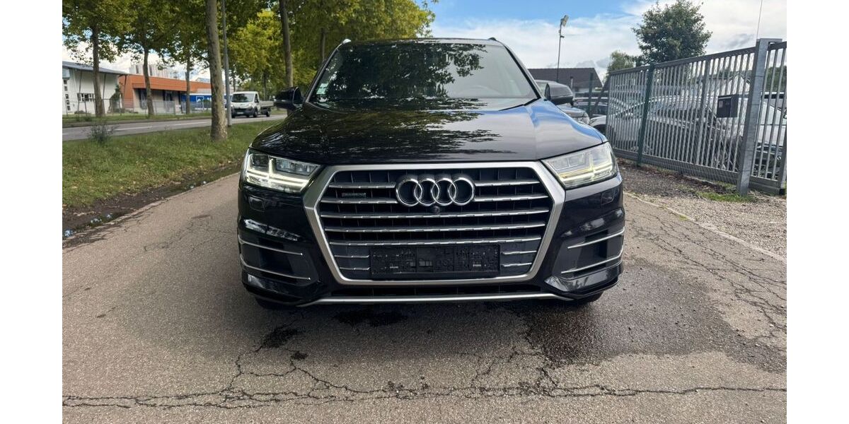 Audi Q7 229.000 km 24.900 &euro; Lahr 77933