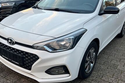 Hyundai i20 72.000 km 12.200 &euro; Neuried 77743