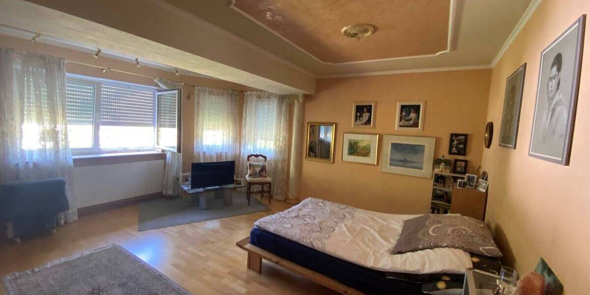 Einfamilienhaus Bad Peterstal-Griesbach Bad Griesbach - 9 Zimmer, 310 m&sup2;, 1.500&euro; | Angebot:26859323