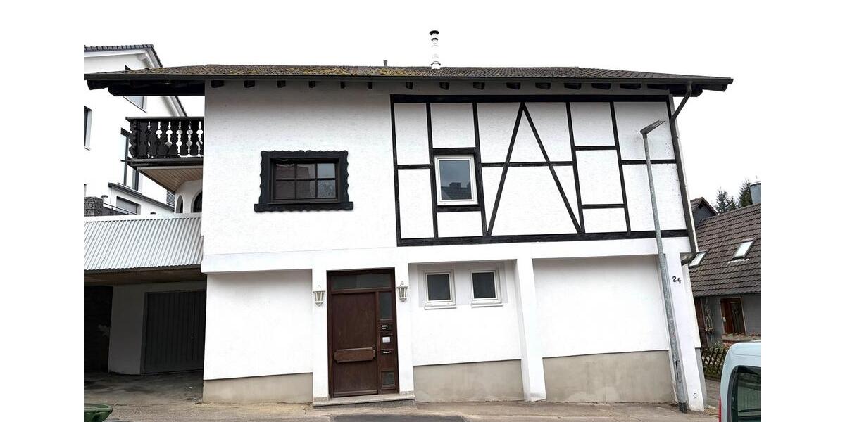 Erdgeschoßwohnung Lahr (Schwarzwald) - 7 Zimmer, 215 m&sup2;, 520.000&euro; | Angebot:25290420