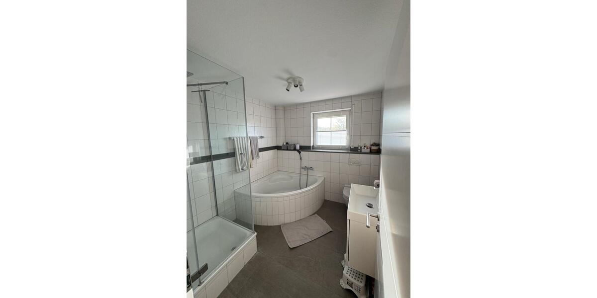 Doppelhaushälfte Ettenheim - 5 Zimmer, 216 m&sup2;, 549.000&euro; | Angebot:26110428