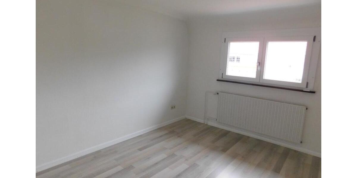 Doppelhaushälfte Offenburg Rammersweier - 4 Zimmer, 110 m&sup2;, 1.650&euro; | Angebot:26409630