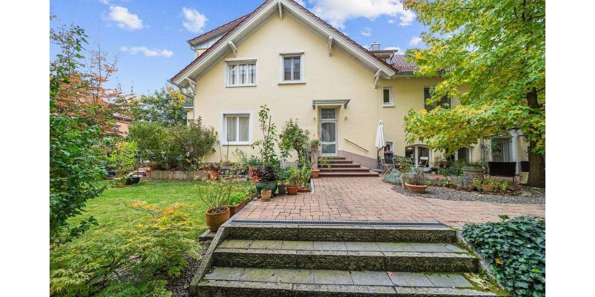 Einfamilienhaus Offenburg Stadtmitte - 1 Zimmer, 352 m&sup2;, 890.000&euro; | Angebot:25660475