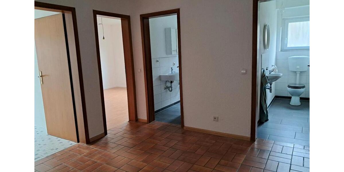 Erdgeschoßwohnung Ettenheim - 5 Zimmer, 130 m&sup2;, 1.040&euro; | Angebot:25446987