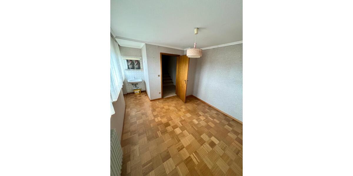 Einfamilienhaus Lahr (Schwarzwald) - 6 Zimmer, 215 m&sup2;, 495.000&euro; | Angebot:26115174