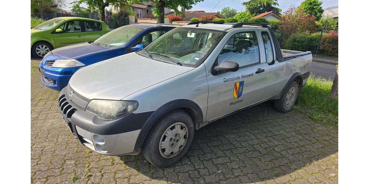 Fiat Strada 112.000 km 4.900 &euro; Lahr 77933
