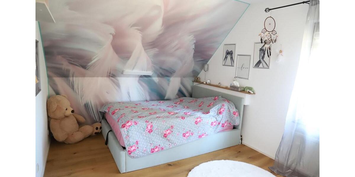 Dachgeschoßwohnung Oberkirch - 3.5 Zimmer, 93 m&sup2;, 200.000&euro; | Angebot:26591810