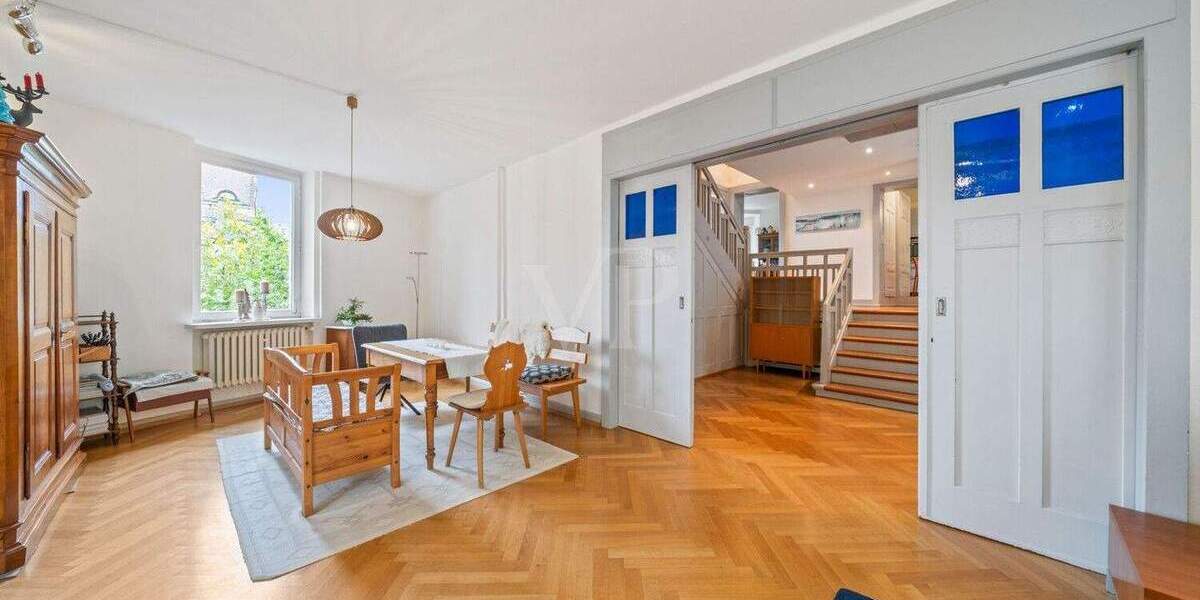 Einfamilienhaus Offenburg Stadtmitte - 1 Zimmer, 352 m&sup2;, 890.000&euro; | Angebot:25660475