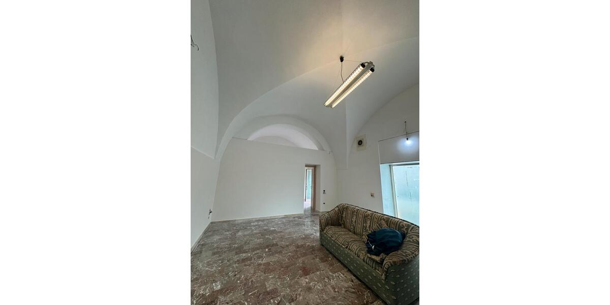 Etagenwohnung Lahr (Schwarzwald) - 2 Zimmer, 65 m&sup2;, 75.000&euro; | Angebot:26192268