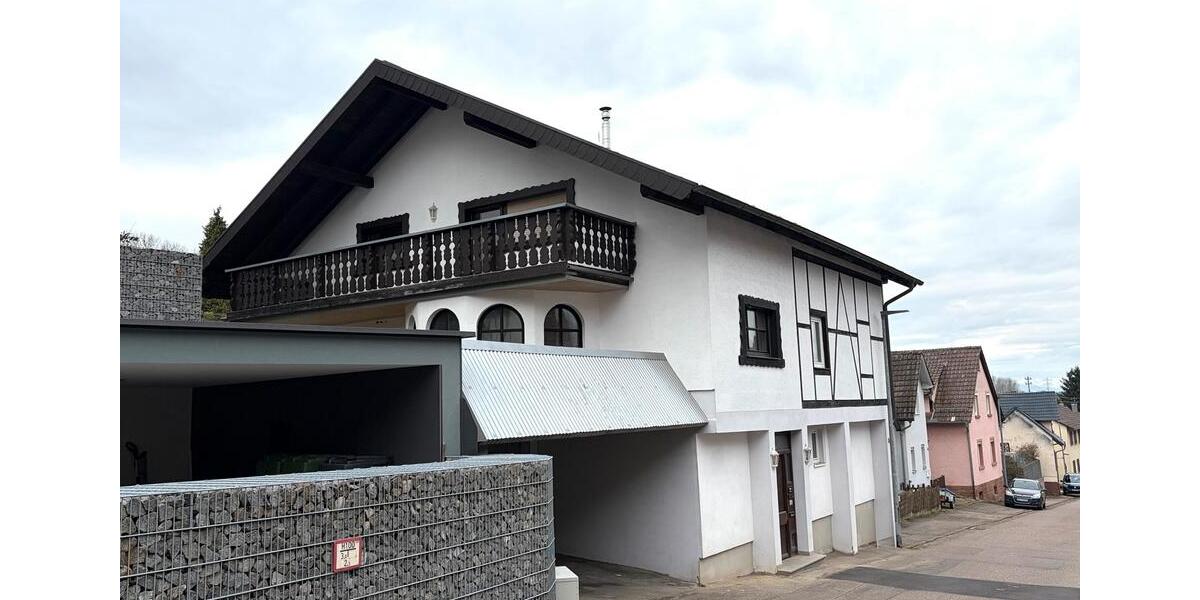 Erdgeschoßwohnung Lahr (Schwarzwald) - 7 Zimmer, 215 m&sup2;, 520.000&euro; | Angebot:25290420