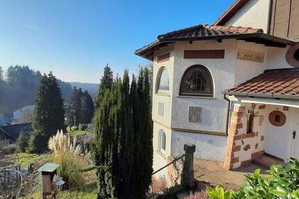 Haus Ottersweier Ortsgebiet - 7 Zimmer, 170 m&sup2;, 550.000&euro; | Angebot:25654336