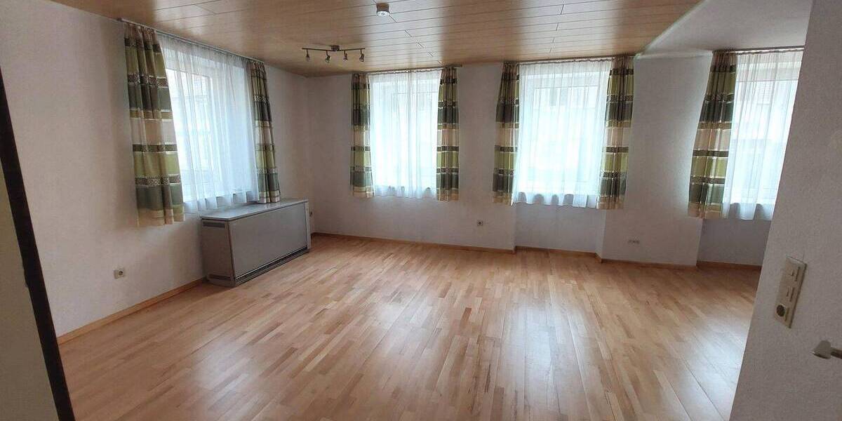Einfamilienhaus Kippenheim - 5 Zimmer, 132 m&sup2;, 270.000&euro; | Angebot:25703672