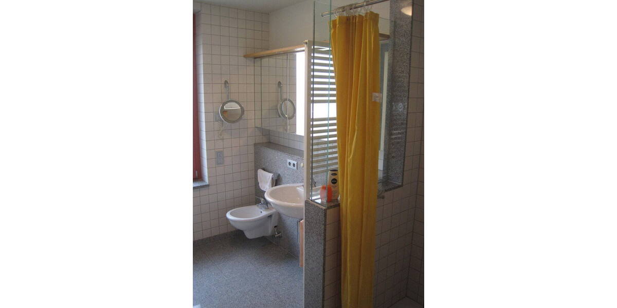 Etagenwohnung Bühl Stadtgebiet - 3 Zimmer, 92 m&sup2;, 1.120&euro; | Angebot:26706890