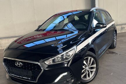 Hyundai i30 227.446 km 5.831 &euro; Zell am Harmersbach 77736