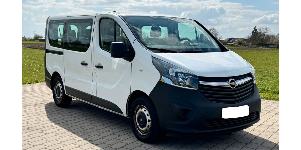 Opel Vivaro 191.000 km 7.800 &euro; Offenburg 77652