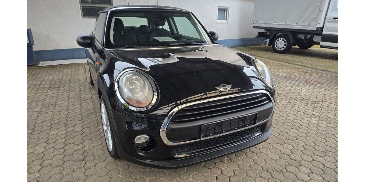 Mini ONE 112.000 km 9.700 &euro; Appenweier Nesselried 77767