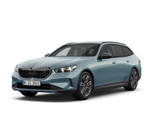 BMW i5 21.540 km 59.590 &euro; Achern 77855