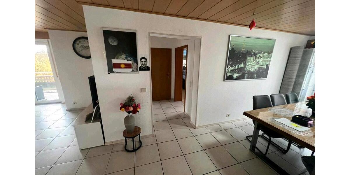 Etagenwohnung Offenburg - 4 Zimmer, 103 m&sup2;, 375.000&euro; | Angebot:25168265