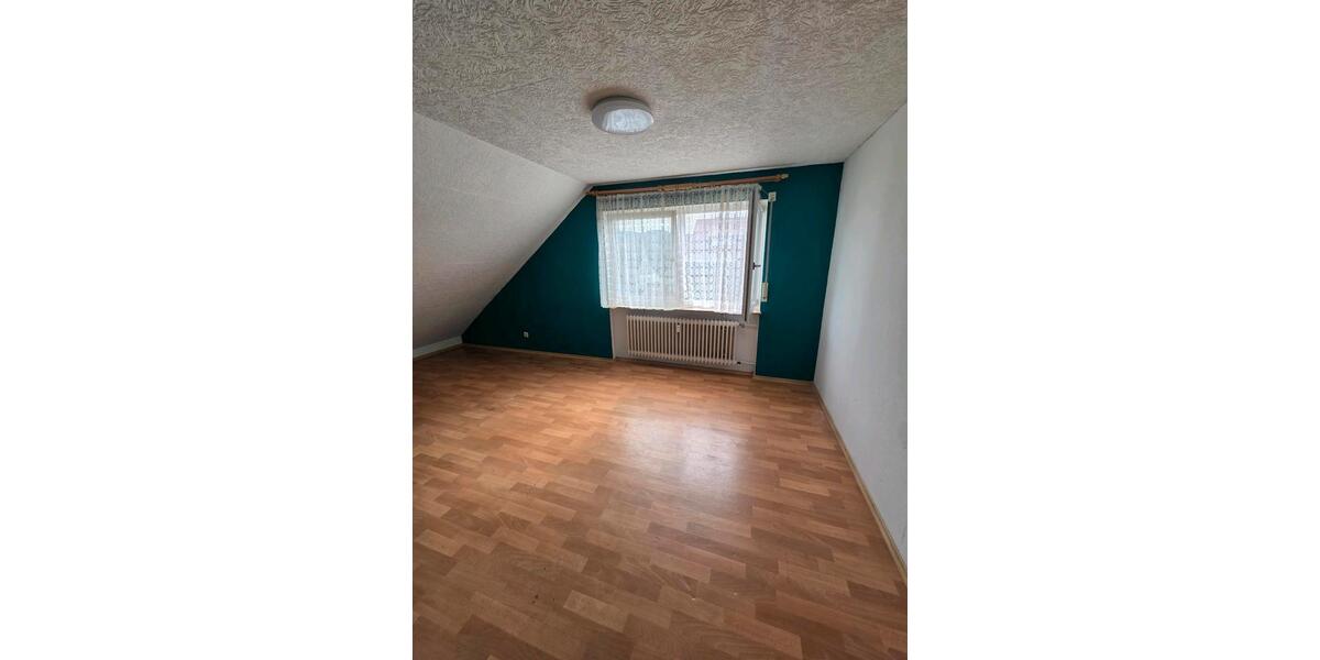 Dachgeschoßwohnung Zell am Harmersbach - 4 Zimmer, 99 m&sup2;, 300.000&euro; | Angebot:27008593