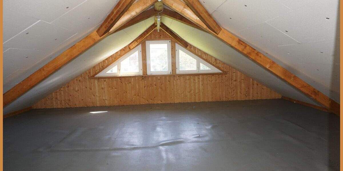 Einfamilienhaus Oberharmersbach - 6 Zimmer, 160 m&sup2;, 330.000&euro; | Angebot:25774651