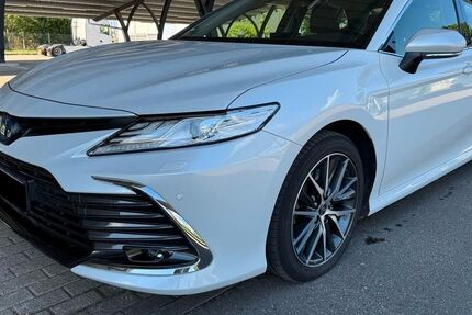Toyota Camry 91.000 km 29.990 &euro; Lahr 77933