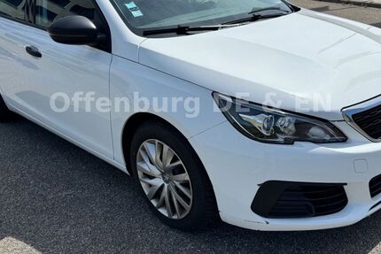 Peugeot 308 160.988 km 5.620 &euro; Offenburg 77654