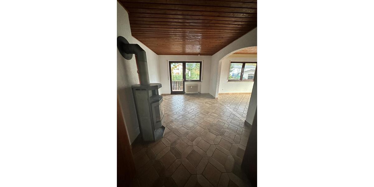 Etagenwohnung Durbach - 4.5 Zimmer, 109 m&sup2;, 890&euro; | Angebot:26001340