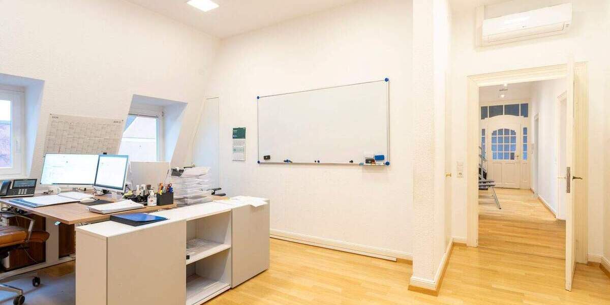 Gewerbeobjekt Lahr/Schwarzwald Lahr - 7 Zimmer, 158 m&sup2;, 2.090&euro; | Angebot:25733871