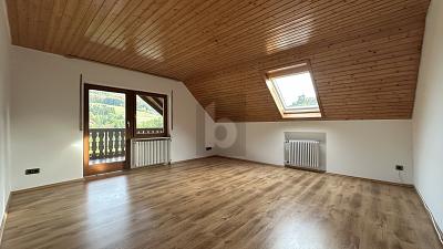 WOHNEN MIT NATURBLICK UND EIGENER QUELLE - Etagenwohnung Schuttertal | Angebot:27327961