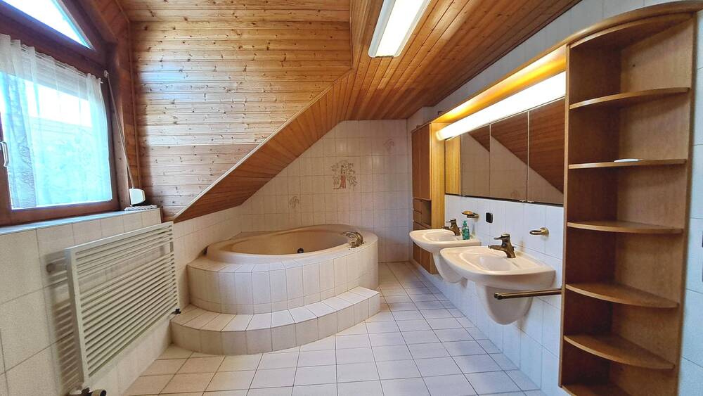 Mehrfamilienhaus, Wohnhaus Lahr - 6 Zimmer, 225 m&sup2;, 649.000&euro; | Angebot:25778876