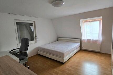 Wohnung Friesenheim - 3 Zimmer, 100 m&sup2;, 1.200&euro; | Angebot:26042454