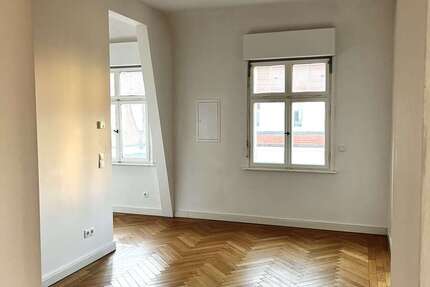 Wohnung Sasbach - 2 Zimmer, 65 m&sup2;, 975&euro; | Angebot:26837660