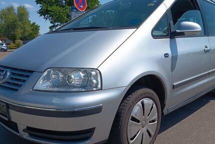 VW Sharan 235.000 km 3.999 &euro; Lahr-Langenwinkel 77933