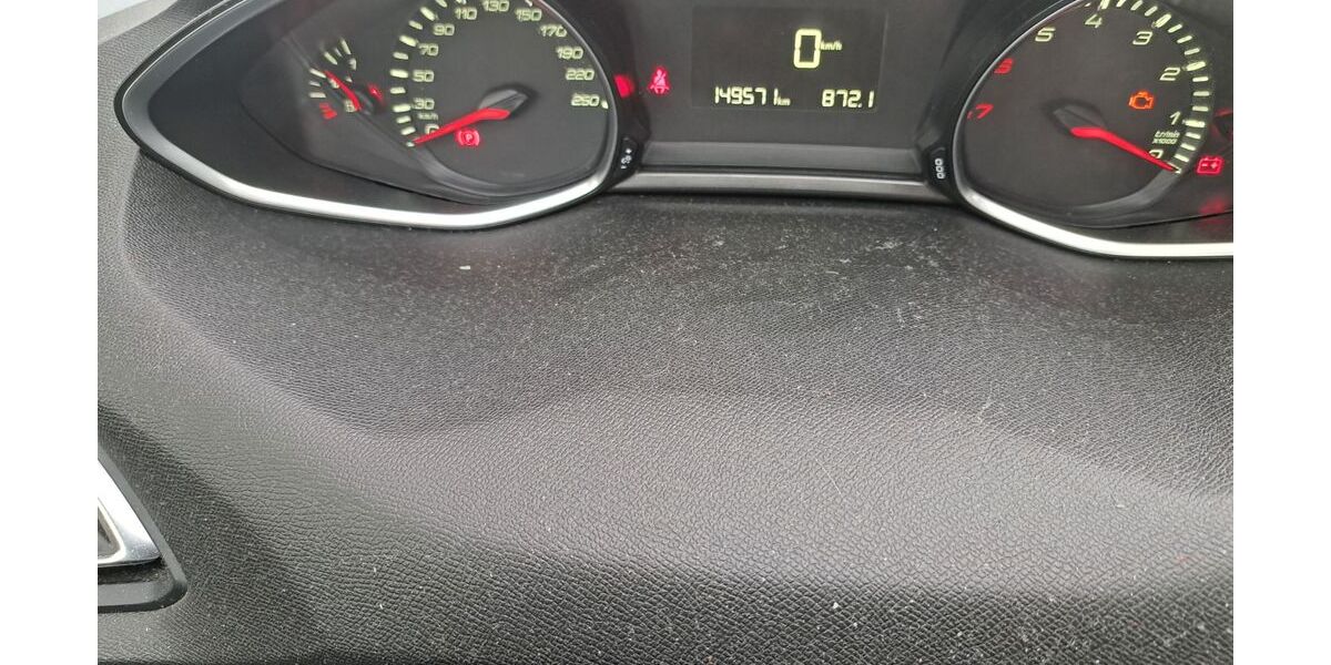 Peugeot 308 149.500 km 5.750 &euro; Oberkirch 77704