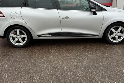 Renault Clio 96.600 km 8.550 &euro; Offenburg 77654