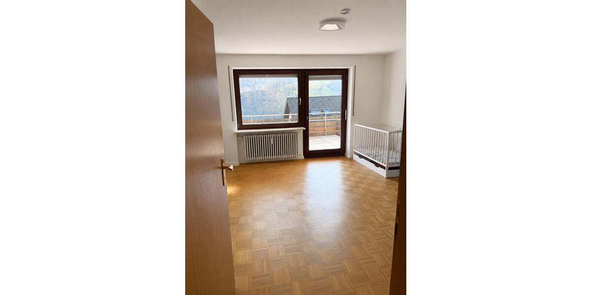 Erdgeschoßwohnung Bad Peterstal-Griesbach Griesbach - 3 Zimmer, 101 m&sup2;, 1.100&euro; | Angebot:26660377