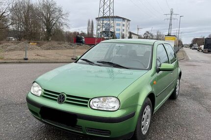 VW Golf 61.000 km 2.699 &euro; lahr 77933