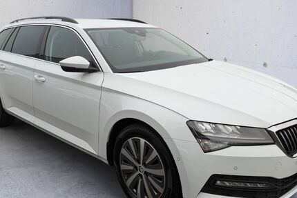 Skoda Superb 68.793 km 28.990 &euro; Offenburg- Industriegebiet Elgersweier-Nord 77656