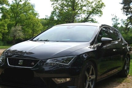 Seat Leon 84.000 km 14.700 &euro; Lauf 77886