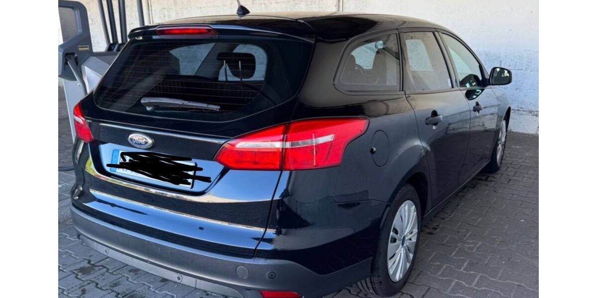 Ford Focus 215.000 km 4.900 &euro; Bühl 77815