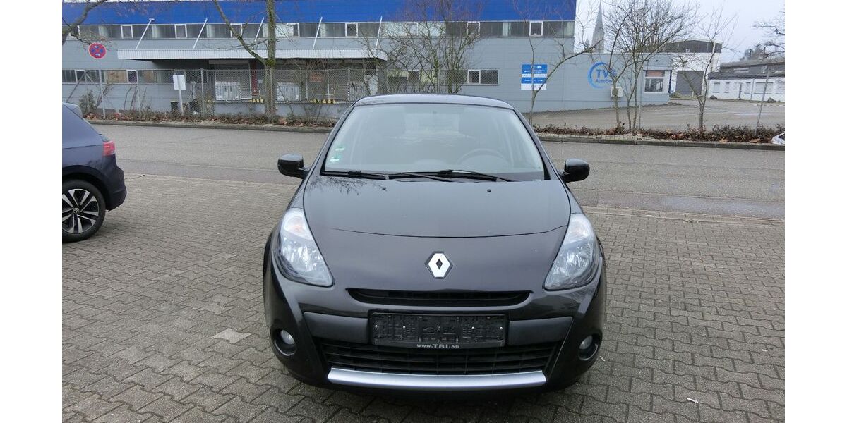 Renault Clio 89.438 km 6.699 &euro; Bühl 77815