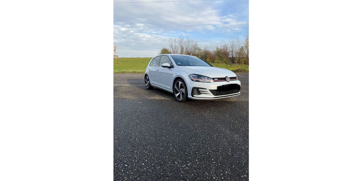 VW Golf 145.000 km 17.000 &euro; Offenburg 77654