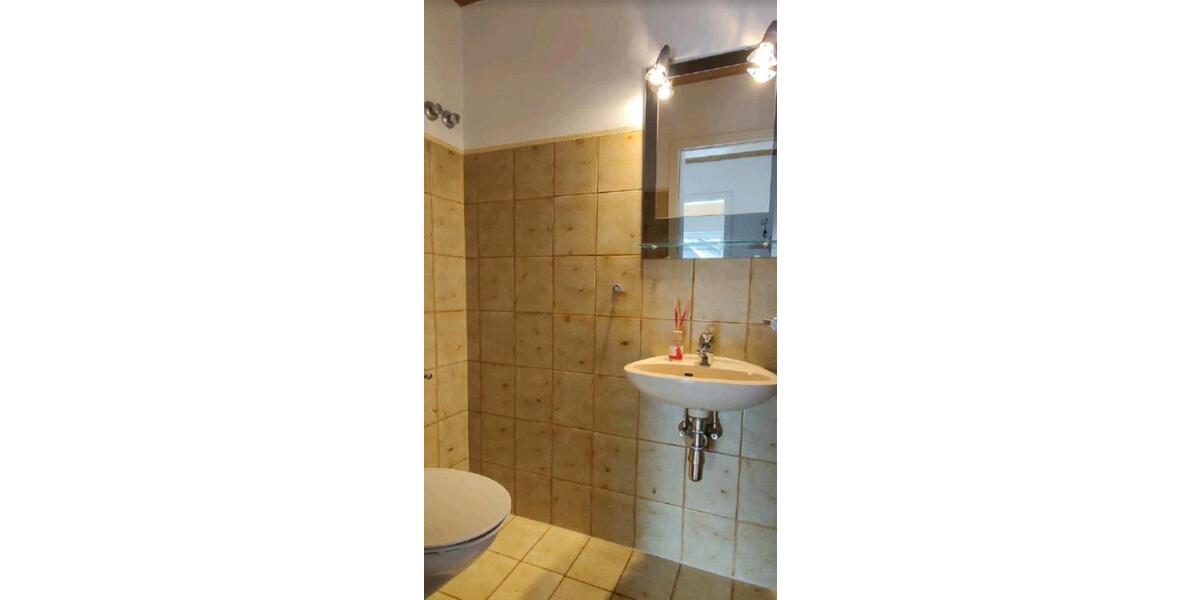 Dachgeschoßwohnung Lahr (Schwarzwald) - 3 Zimmer, 1.350&euro; | Angebot:22271427