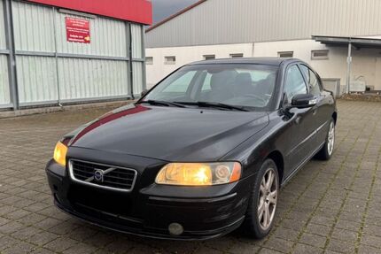 Volvo S60 389.000 km 799 &euro; lahr 77933