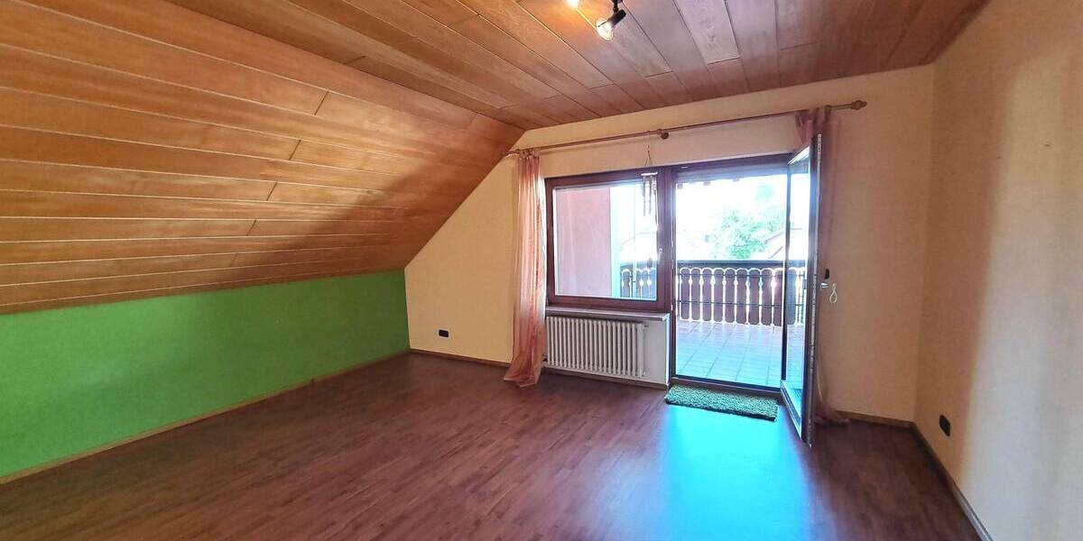 Mehrfamilienhaus, Wohnhaus Lahr - 6 Zimmer, 225 m&sup2;, 649.000&euro; | Angebot:25778876