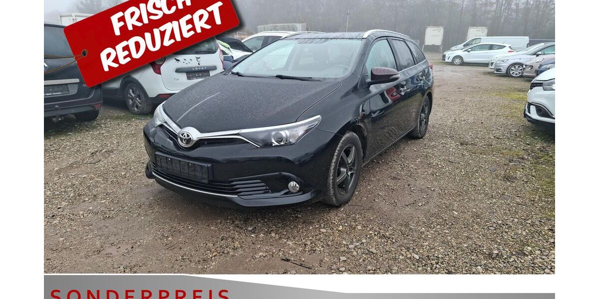 Toyota Auris 161.330 km 5.785 &euro; Achern 77855