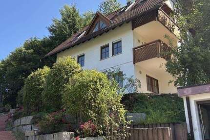 Haus Sasbachwalden - 6.5 Zimmer, 213 m&sup2;, 2.100&euro; | Angebot:27010412