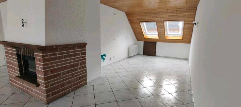 Dachgeschoßwohnung Lahr (Schwarzwald) - 3 Zimmer, 1.350&euro; | Angebot:22271427