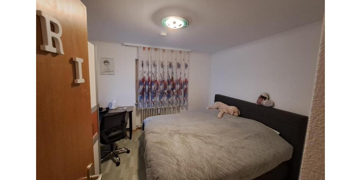 Etagenwohnung Lahr (Schwarzwald) - 4 Zimmer, 100 m&sup2;, 960&euro; | Angebot:25896089